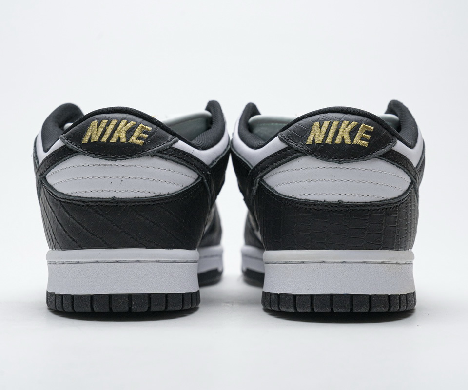 Supreme Nike Sb Dunk Low Black Stars Dh3228 102 8 - www.kickbulk.co