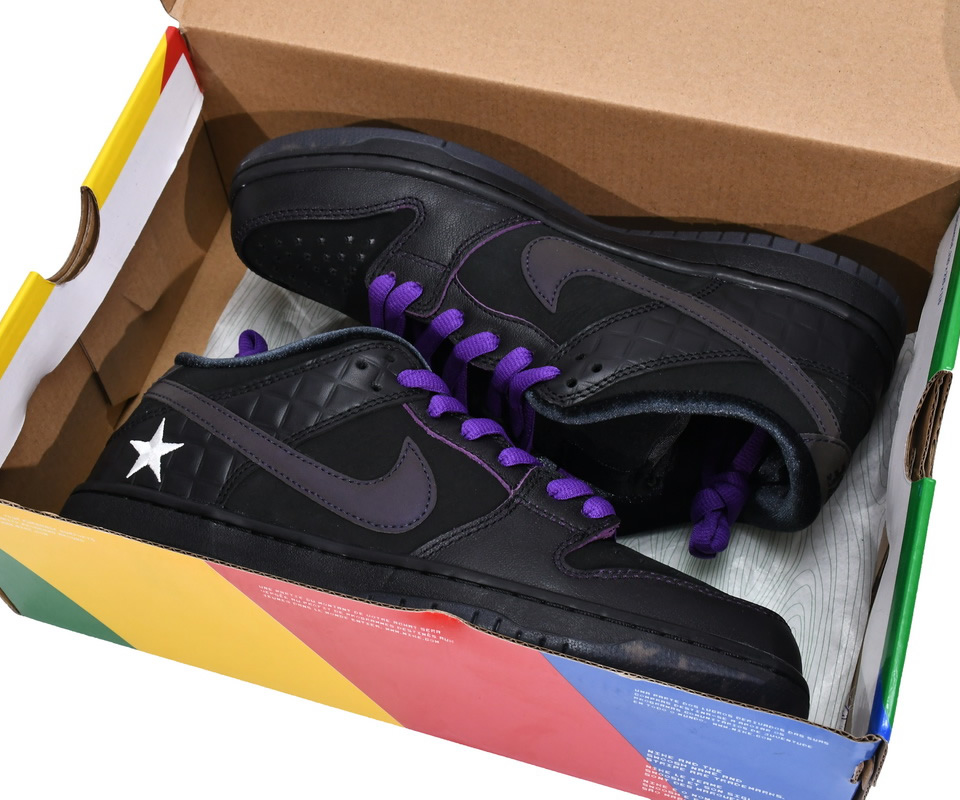 Familia Nike Sb Dunk Low First Avenue Dj1159 001 4 - www.kickbulk.co