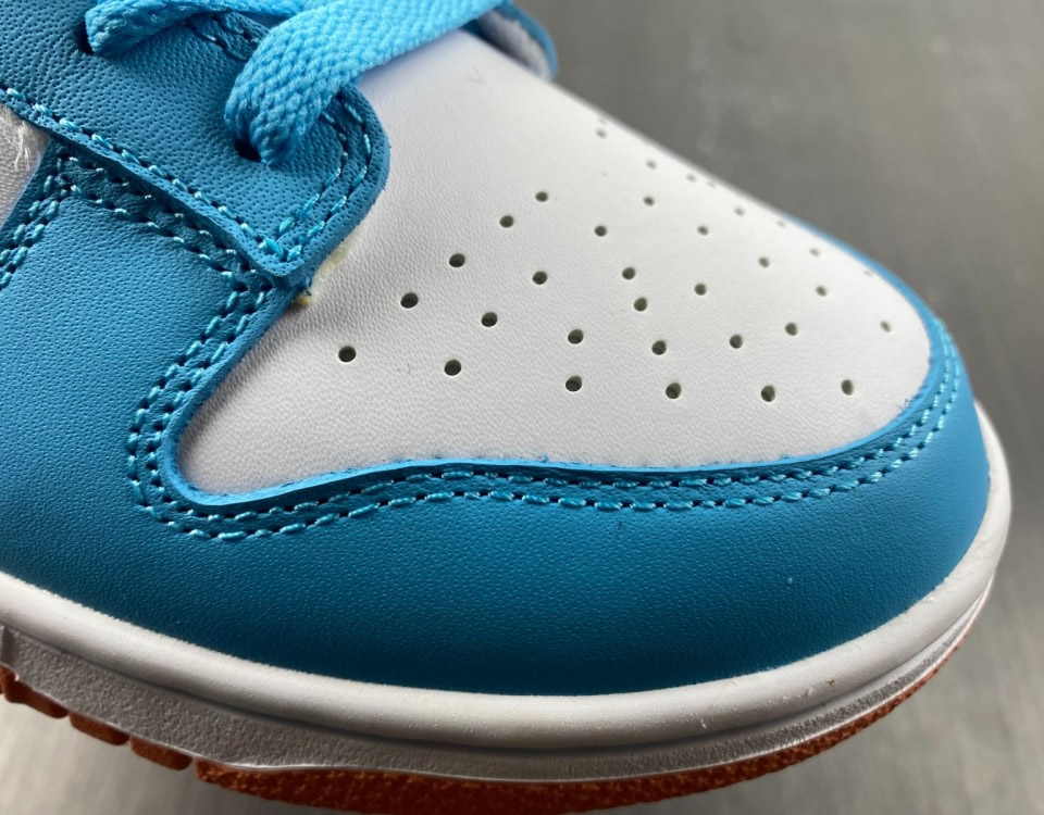 Kyrie Irving Dunk Low Se Gs Baltic Blue Gum Dn4179 400 16 - www.kickbulk.co