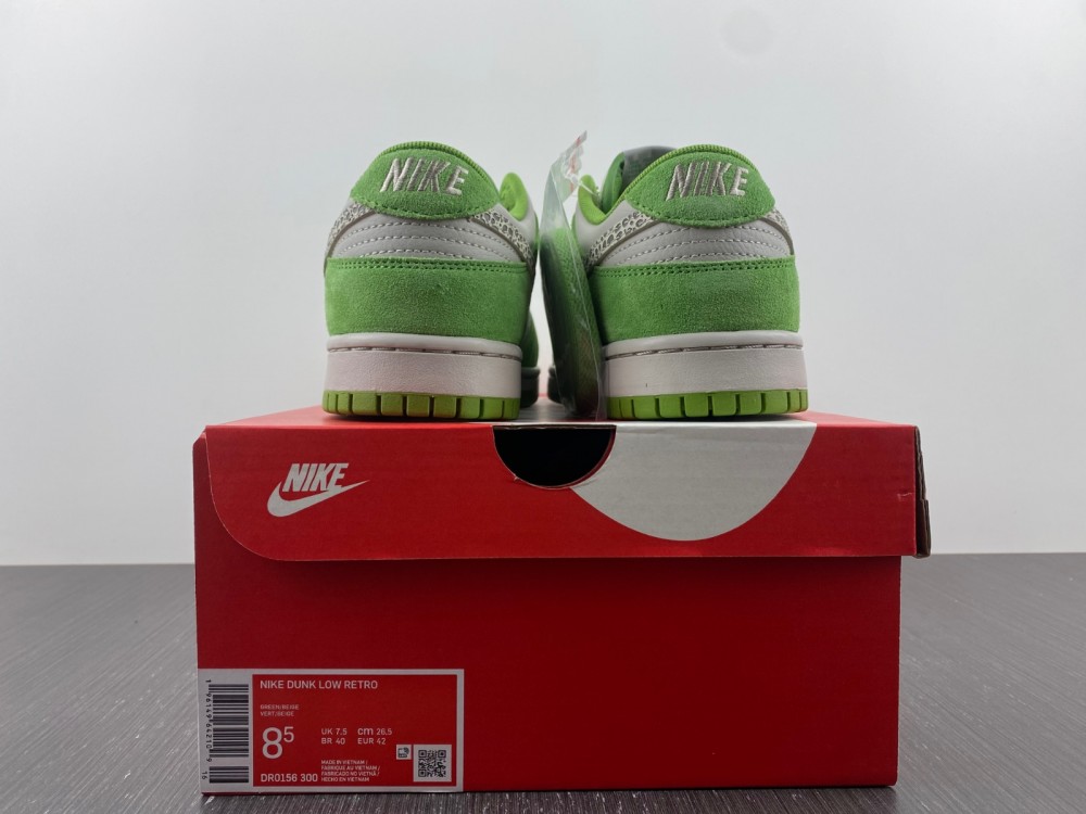 Nike Dunk Low Safari Swoosh Chlorophyll Dr0156 300 15 - www.kickbulk.co