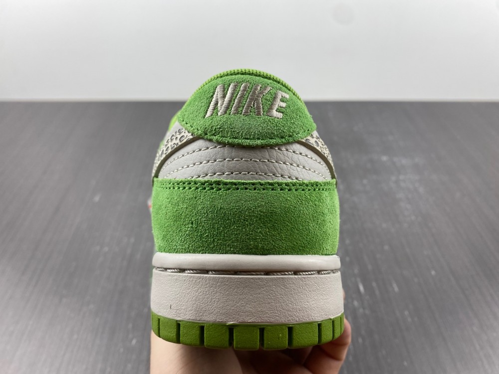 Nike Dunk Low Safari Swoosh Chlorophyll Dr0156 300 21 - www.kickbulk.co