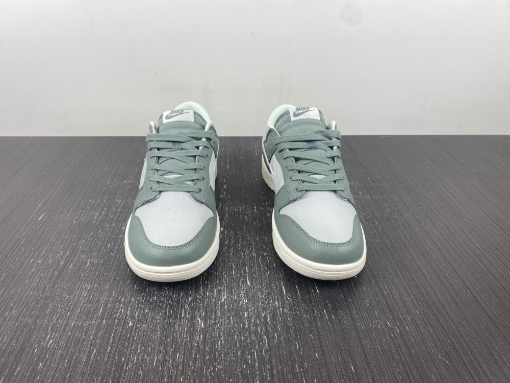 Nike Dunk Low Mica Green Dv7212 300 9 - www.kickbulk.co