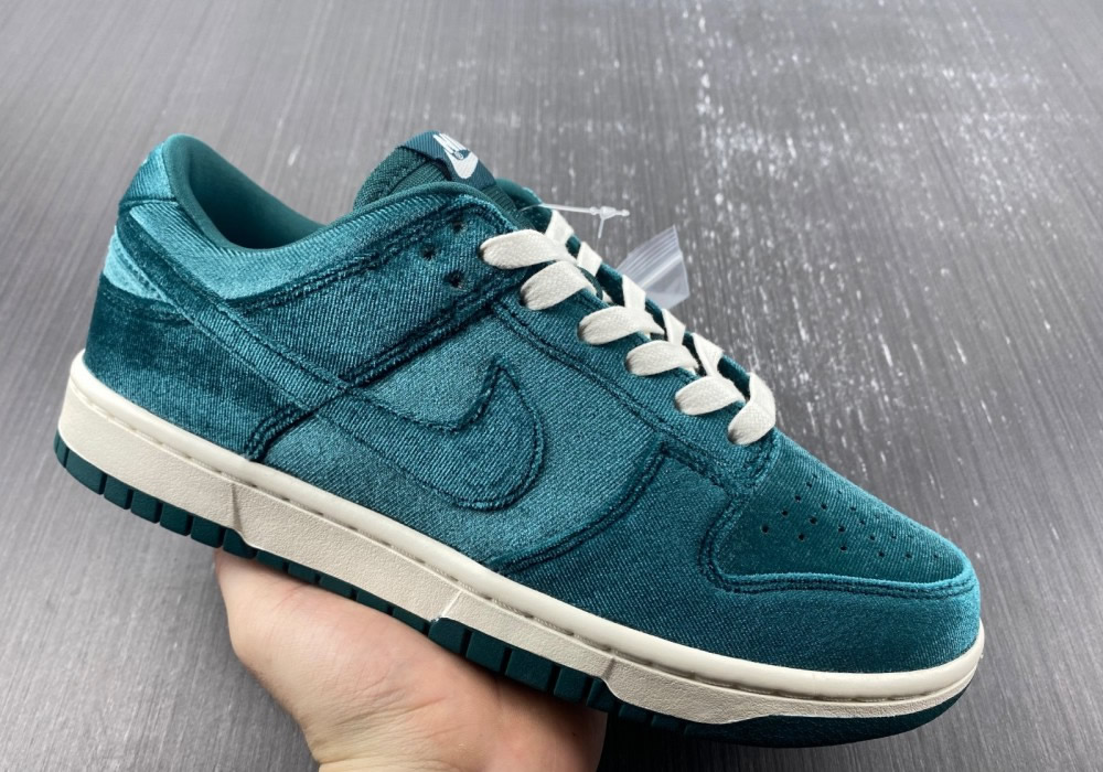 Nike Dunk Low Green Velvet Wmns Dz5224 300 10 - www.kickbulk.co