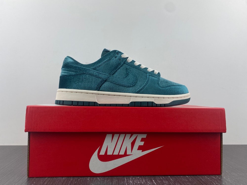 Nike Dunk Low Green Velvet Wmns Dz5224 300 15 - www.kickbulk.co