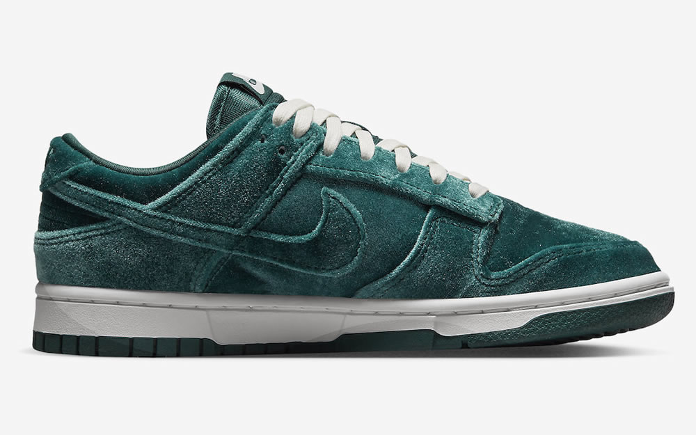 Nike Dunk Low Green Velvet Wmns Dz5224 300 5 - www.kickbulk.co