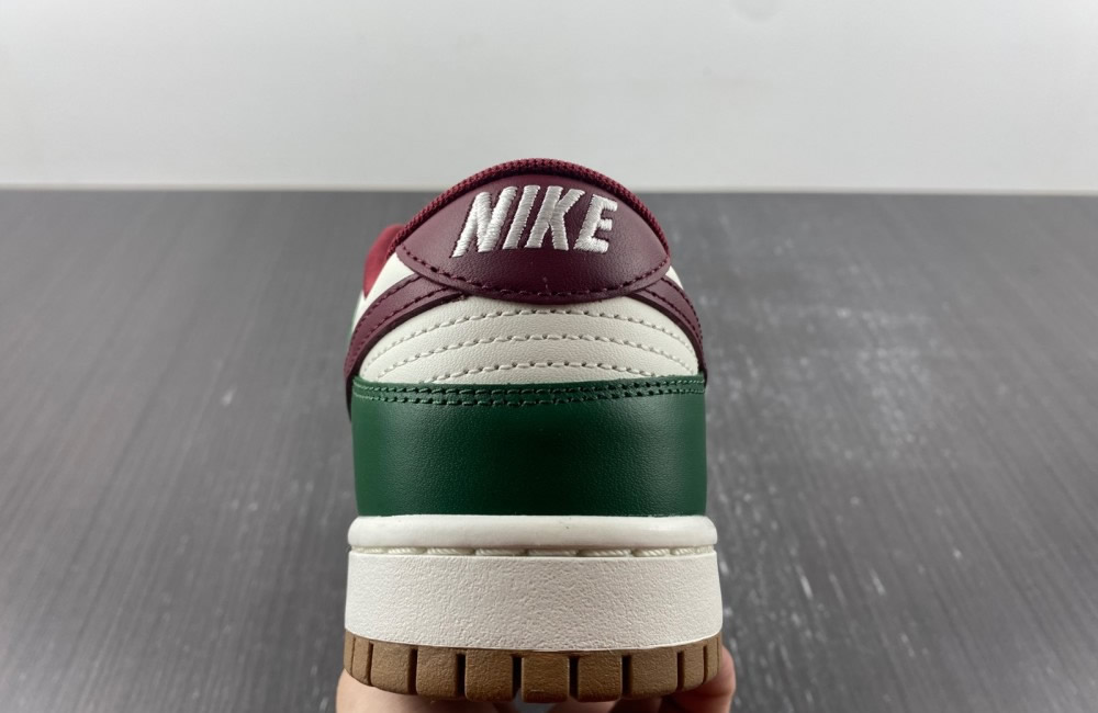 Nike Dunk Low Gorge Green Team Red Fb7160 161 18 - www.kickbulk.co