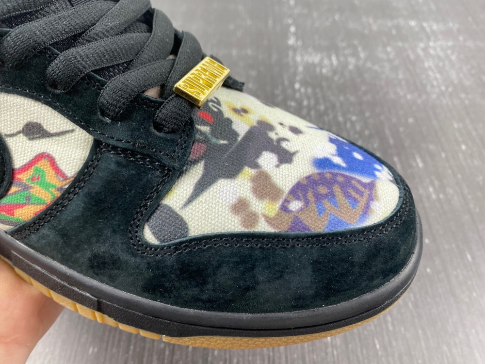 Supreme Dunk Low Sb Rammellzee Fd8778 001 10 - www.kickbulk.co