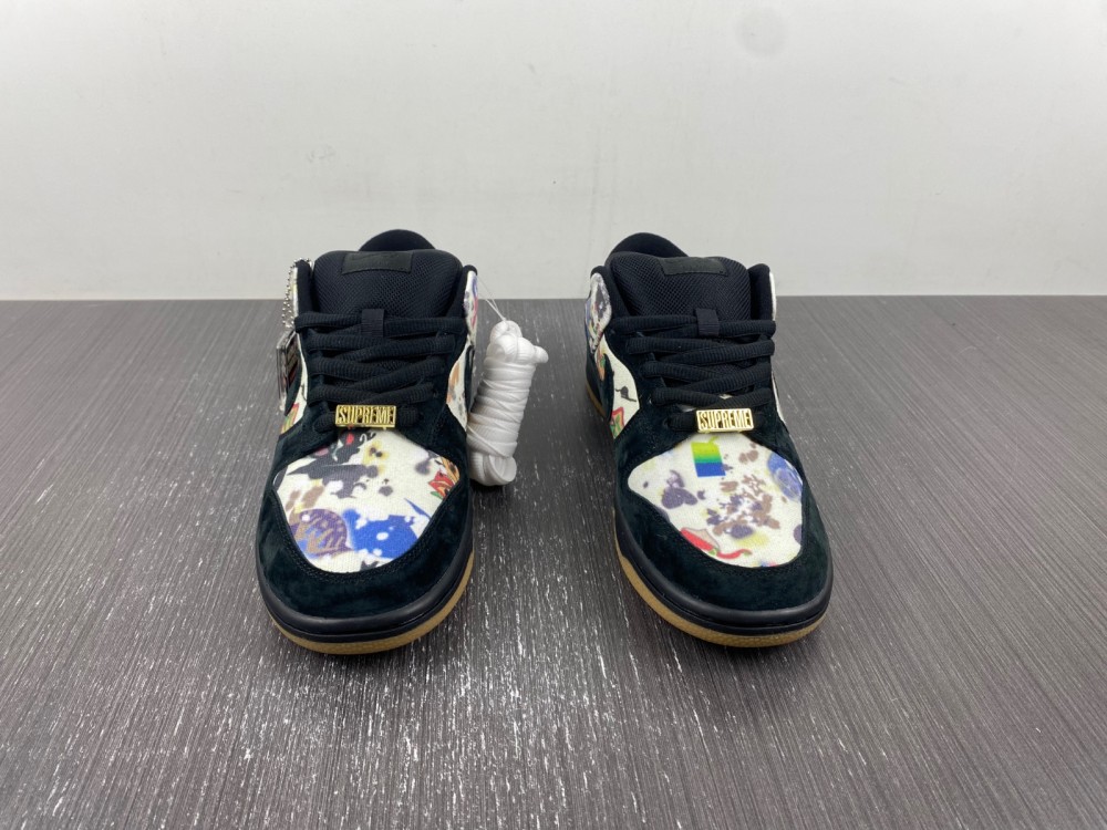 Supreme Dunk Low Sb Rammellzee Fd8778 001 4 - www.kickbulk.co