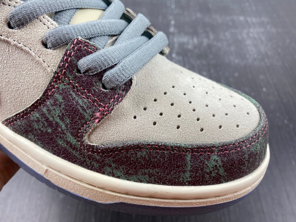 Crenshaw Skate Club Nike Dunk Low Sb Fn4193 100 18 - www.kickbulk.co