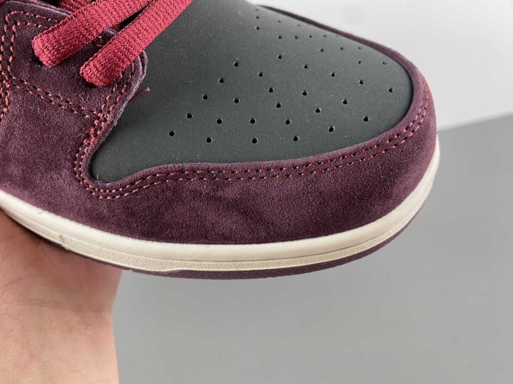 Riot Skateshop Dunk Low Sb Mahogany Dark Beetroot Fz1289 200 13 - www.kickbulk.co
