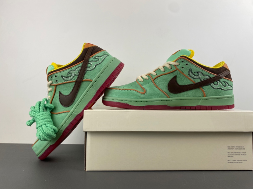 Nike Dunk Low Sb Rodeo 2025 Hf3058 300 12 - www.kickbulk.co Nike Dunk Low Sb Rodeo 2025 Hf3058 300 12 - www.kickbulk.co