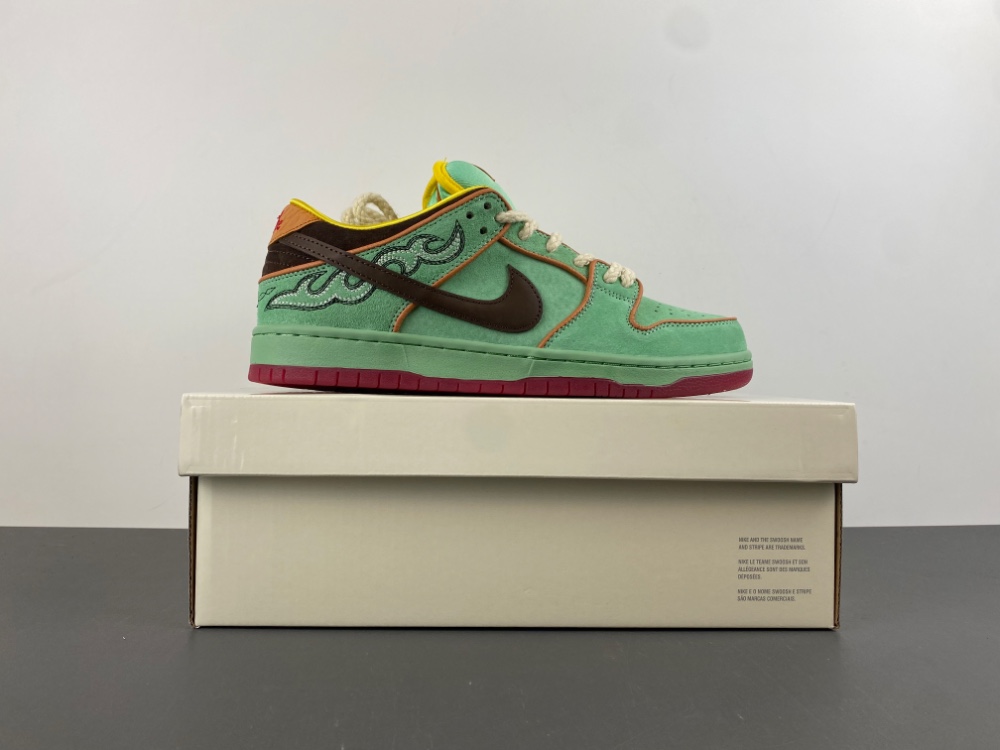 Nike Dunk Low Sb Rodeo 2025 Hf3058 300 13 - www.kickbulk.co Nike Dunk Low Sb Rodeo 2025 Hf3058 300 13 - www.kickbulk.co