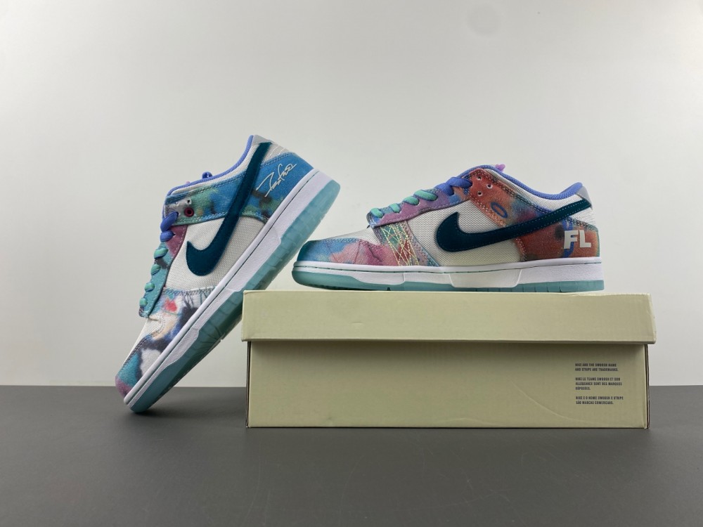 Futura Laboratories Dunk Low Sb Bleached Aqua Hf6061 400 11 - www.kickbulk.co
