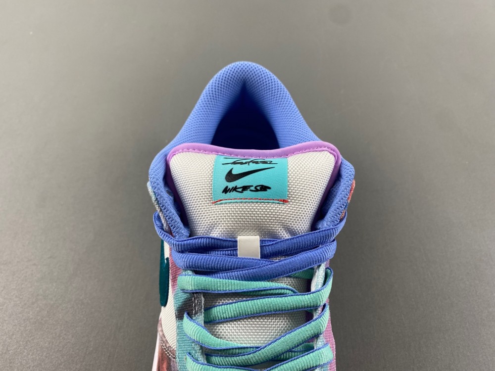 Futura Laboratories Dunk Low Sb Bleached Aqua Hf6061 400 18 - www.kickbulk.co