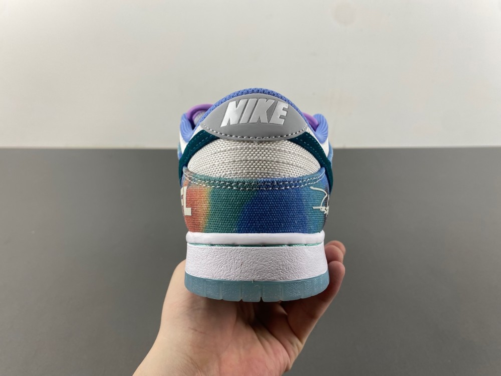 Futura Laboratories Dunk Low Sb Bleached Aqua Hf6061 400 20 - www.kickbulk.co