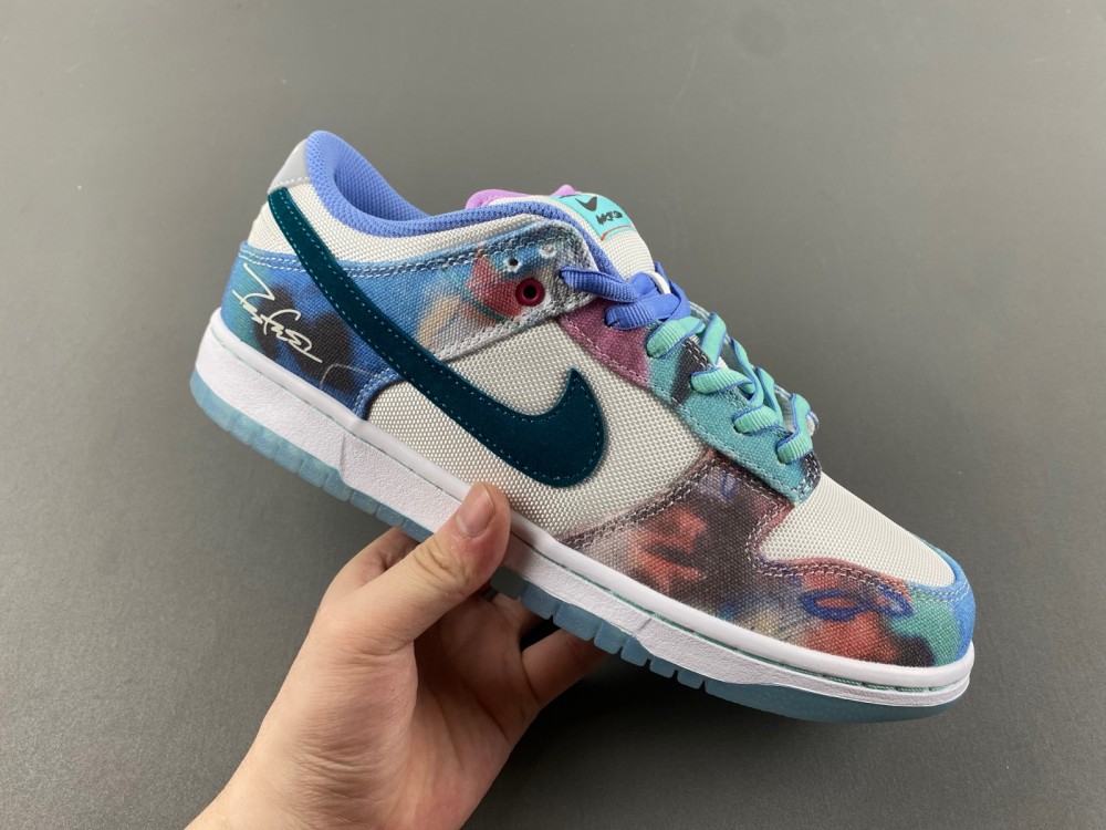 Futura Laboratories Dunk Low Sb Bleached Aqua Hf6061 400 9 - www.kickbulk.co