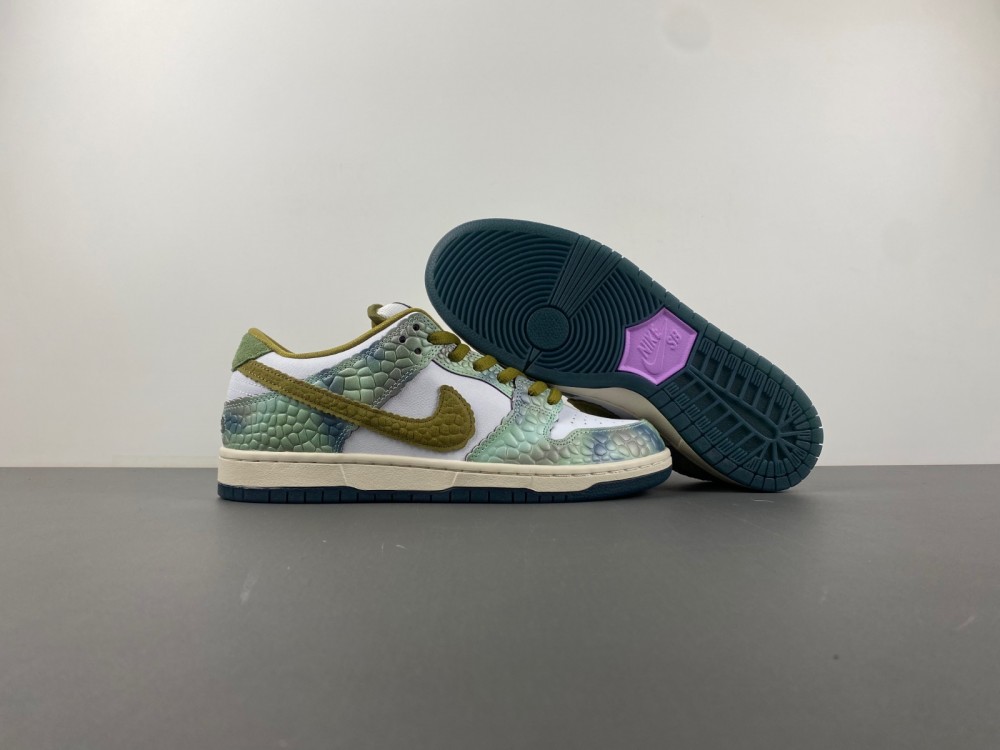 Alexis Sablone Dunk Low Sb Chameleon Hj3386 300 2 - www.kickbulk.co