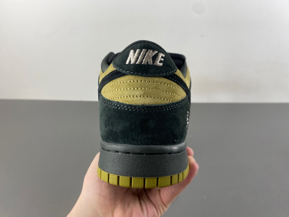 Supreme Dunk Low Sb Camper Green Hq8487 300 16 - www.kickbulk.co