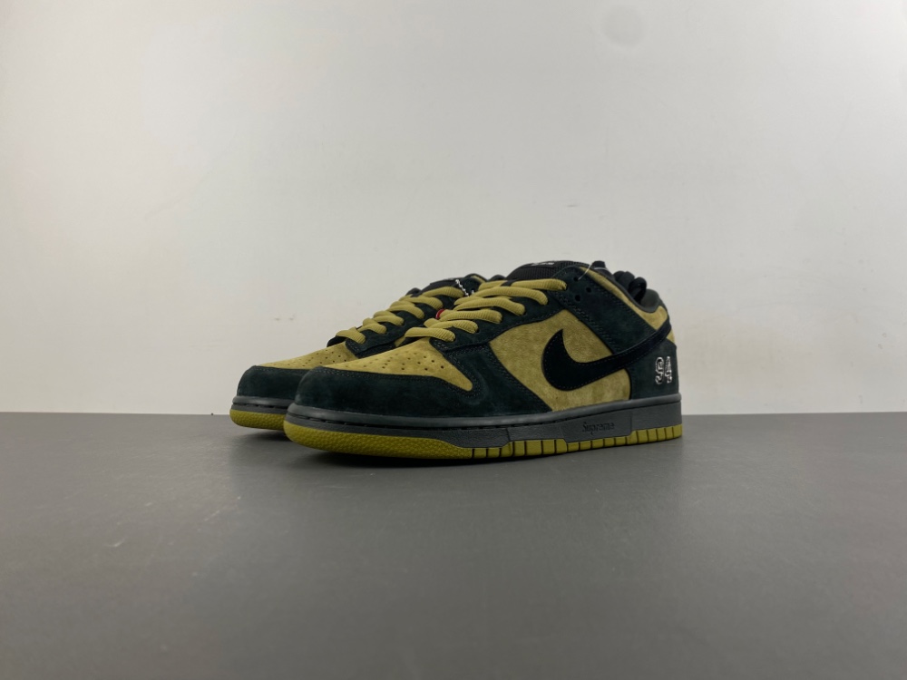 Supreme Dunk Low Sb Camper Green Hq8487 300 2 - www.kickbulk.co