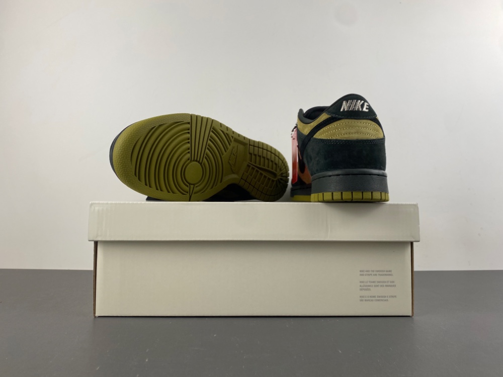 Supreme Dunk Low Sb Camper Green Hq8487 300 9 - www.kickbulk.co
