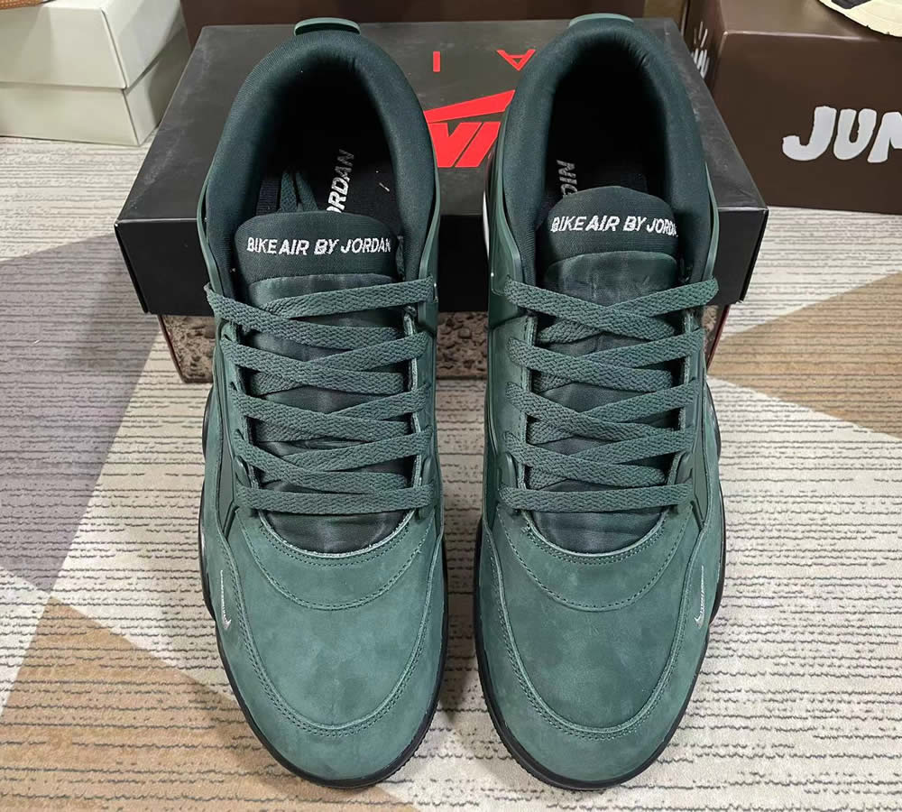 Nigel Sylvester Jordan 4 Rm Sp Grandmas Driveway Hf4334 300 15 - www.kickbulk.co