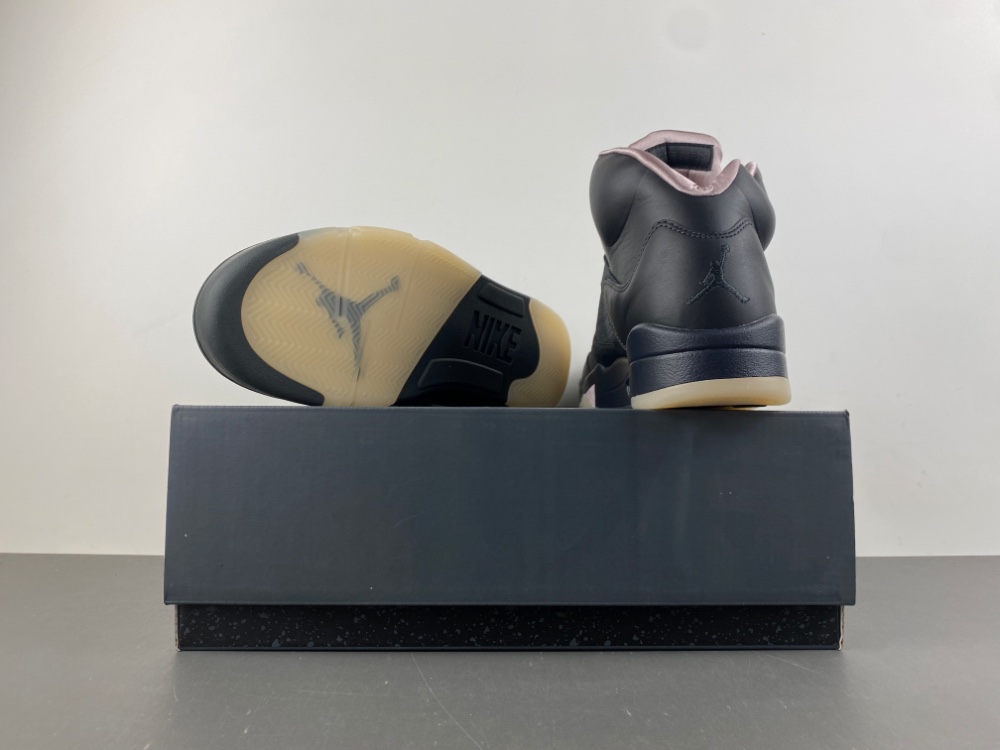 Paris Saint Germain Jordan 5 Retro Off Noir Hq3004 001 11 - www.kickbulk.co Paris Saint Germain Jordan 5 Retro Off Noir Hq3004 001 11 - www.kickbulk.co