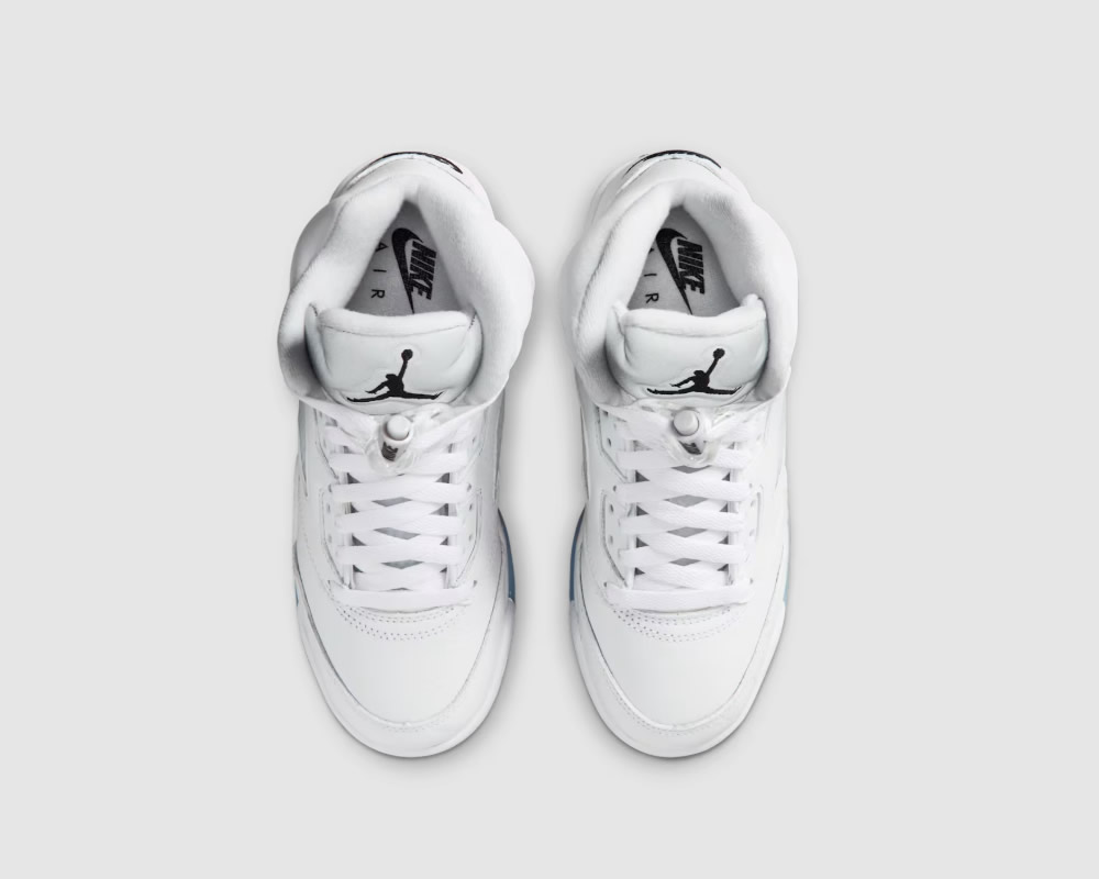 0 Air Jordan 5 Retro White Metallic 2026 Hq7978 103 1 - www.kickbulk.co 0 Air Jordan 5 Retro White Metallic 2026 Hq7978 103 1 - www.kickbulk.co