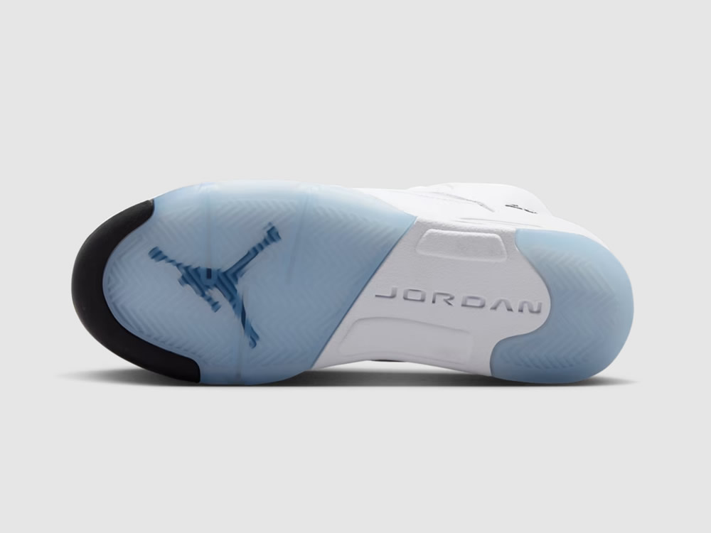0 Air Jordan 5 Retro White Metallic 2026 Hq7978 103 4 - www.kickbulk.co 0 Air Jordan 5 Retro White Metallic 2026 Hq7978 103 4 - www.kickbulk.co