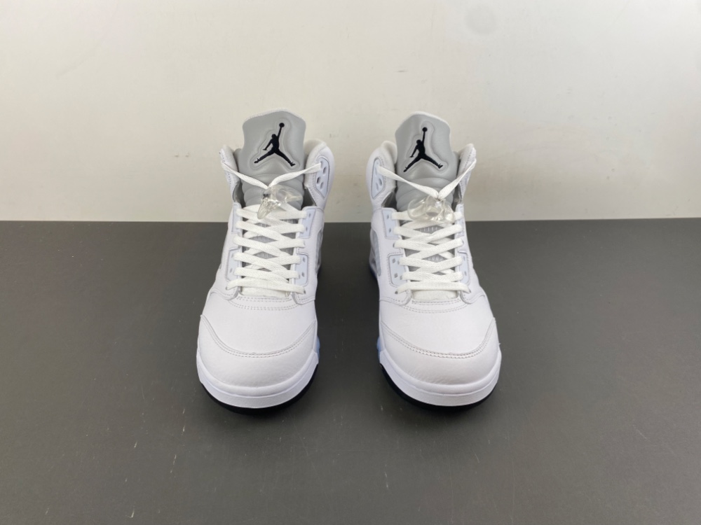 Air Jordan 5 Retro White Metallic 2026 Hq7978 103 5 - www.kickbulk.co Air Jordan 5 Retro White Metallic 2026 Hq7978 103 5 - www.kickbulk.co