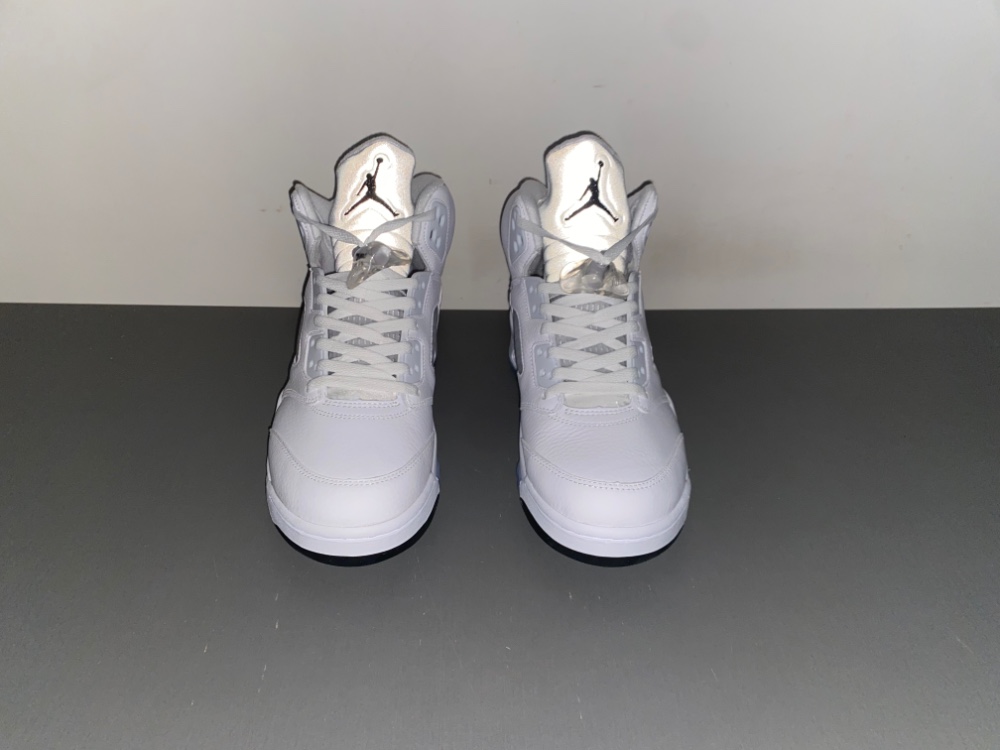 Air Jordan 5 Retro White Metallic 2026 Hq7978 103 6 - www.kickbulk.co Air Jordan 5 Retro White Metallic 2026 Hq7978 103 6 - www.kickbulk.co