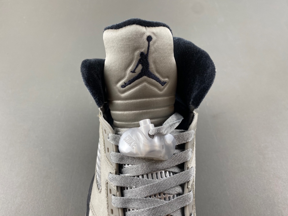 Air Jordan 5 Retro Wings Wmns Io2038 001 18 - www.kickbulk.co Air Jordan 5 Retro Wings Wmns Io2038 001 18 - www.kickbulk.co