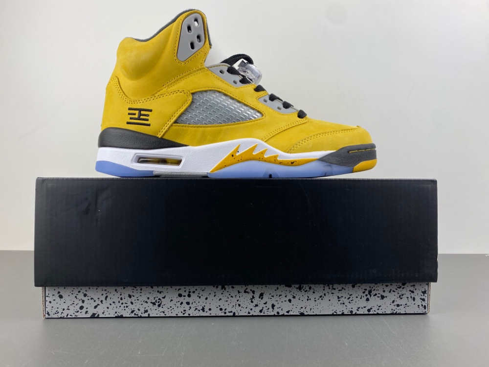 Air Jordan 5 Retro T23 Tokyo 2025 Io3372 700 12 - www.kickbulk.co