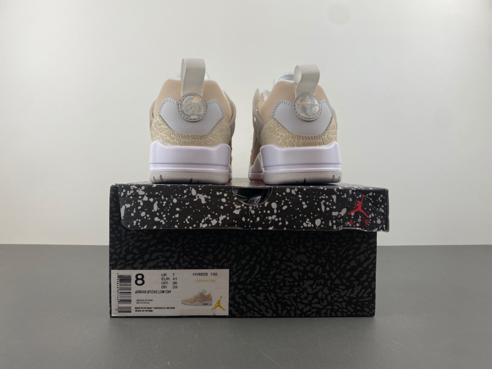 Air Jordan Spizike Low Sanddrift Hv6528 100 16 - www.kickbulk.co