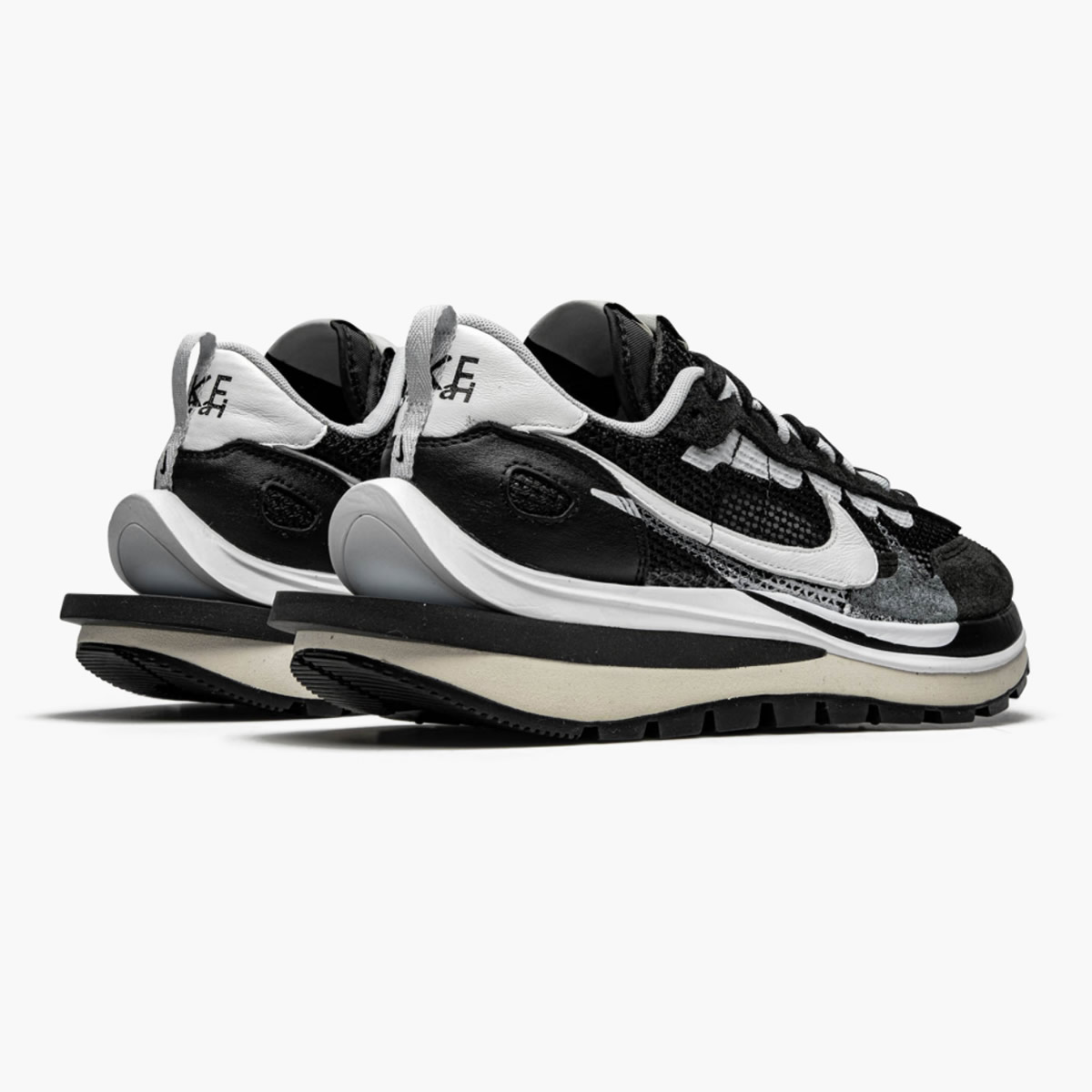 Sacai Nike Vaporwaffle Cv1363 001 2 - www.kickbulk.co