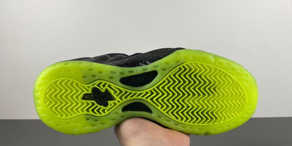 Air Foamposite One Black Volt Hf2902 001 11 - www.kickbulk.co