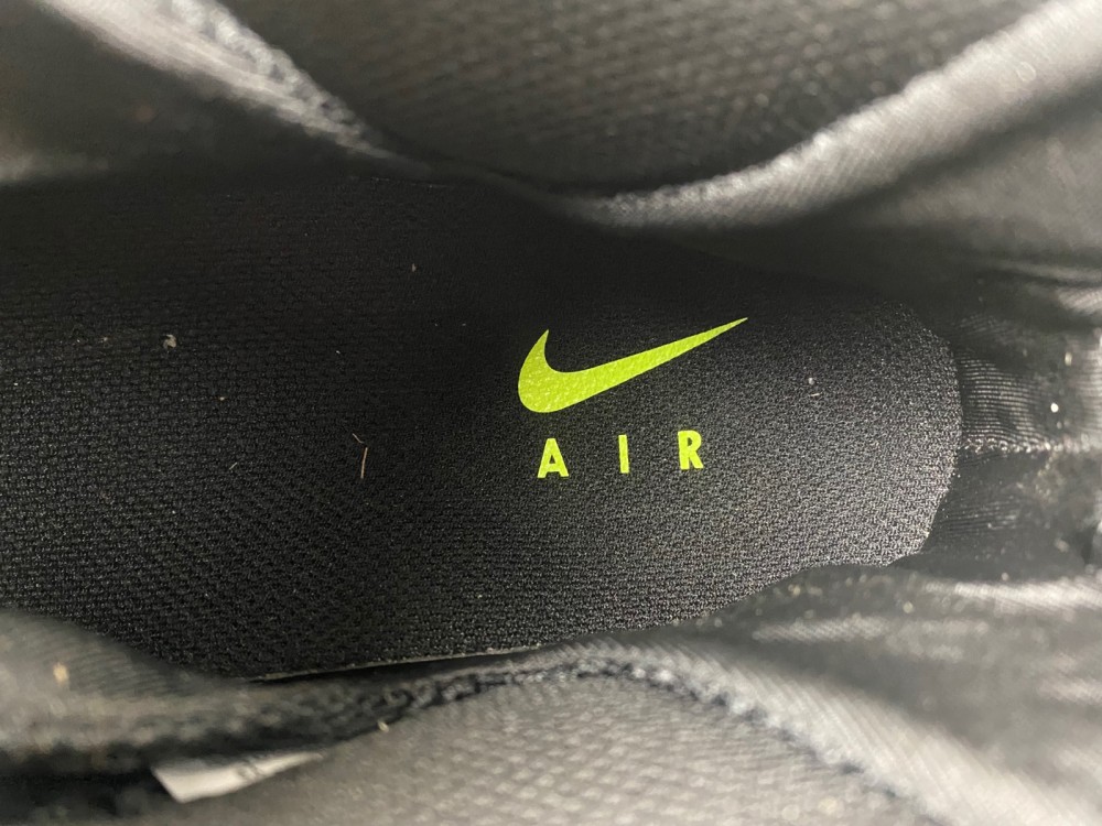 Air Foamposite One Black Volt Hf2902 001 23 - www.kickbulk.co