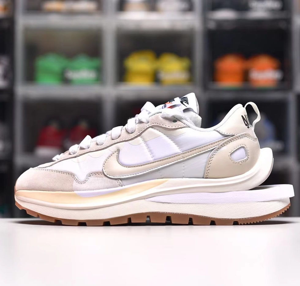 Sacai Nike Vaporwaffle Sail Dd1875 100 3 - www.kickbulk.co