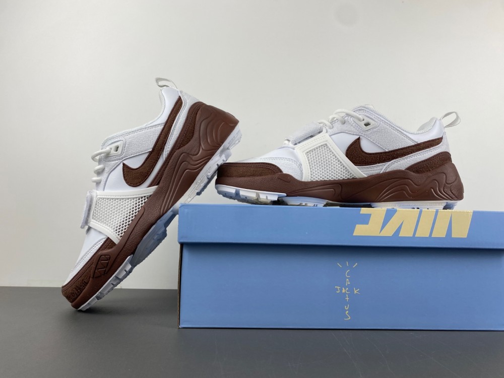 Travis Scott Nike Zoom Field Jaxx Light Chocolate Hq3073 100 13 - www.kickbulk.co