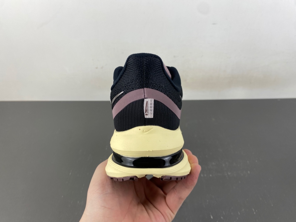 A Ma Maniere Pegasus Premium Sp Black Burgundy Crush Im0701 001 20 - www.kickbulk.co