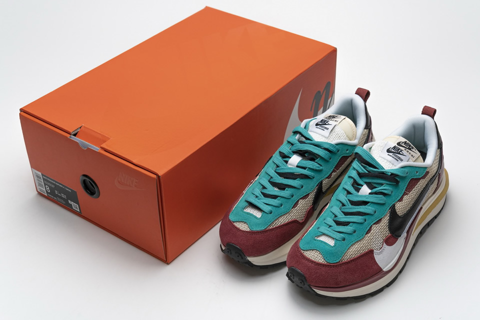 Ci9928 301 Sacai X Nike Pegasua Vaporfly Villain Red Yellow Green 6 - www.kickbulk.co