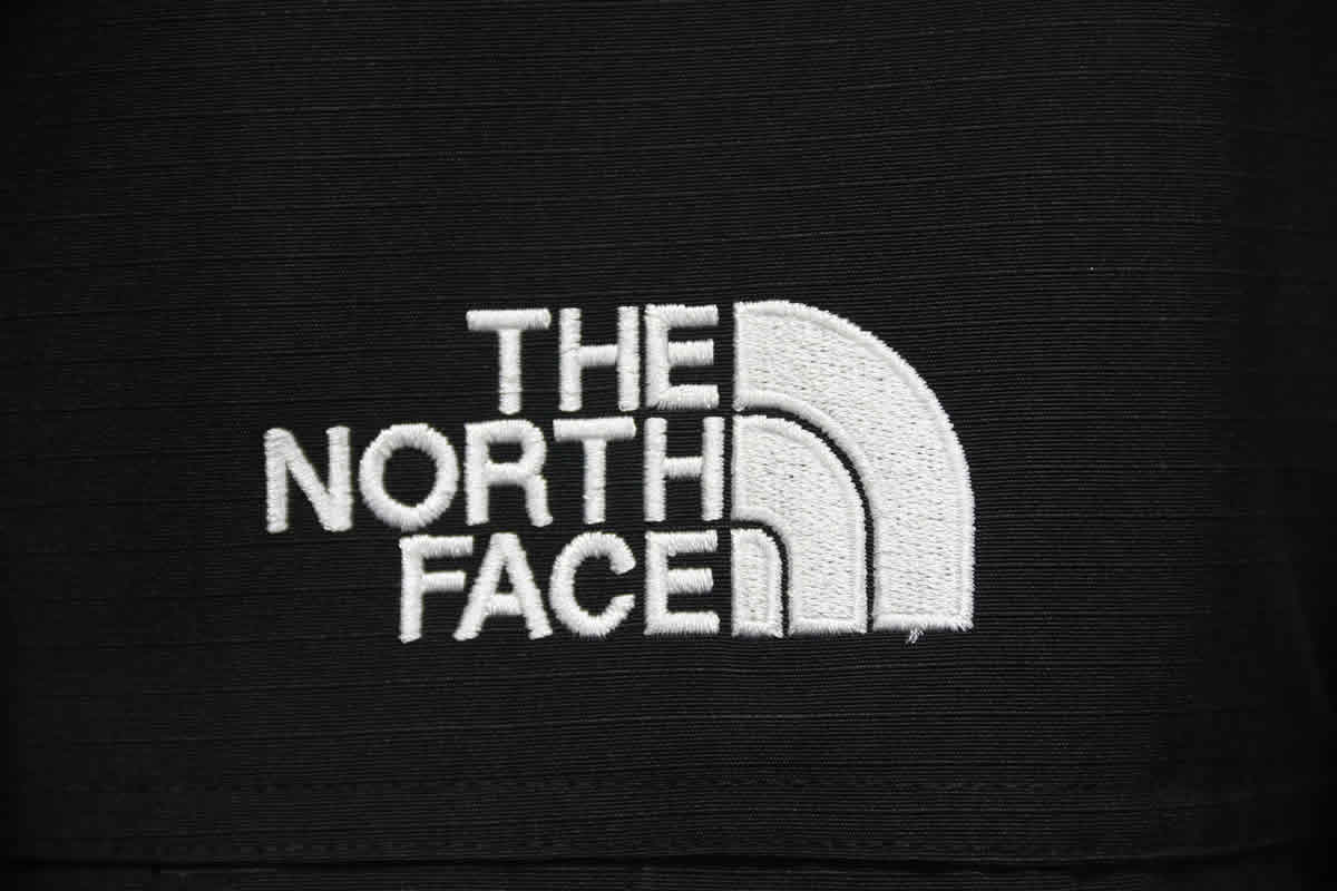 Supreme The North Face Outdoor Jacket 36 - www.kickbulk.co