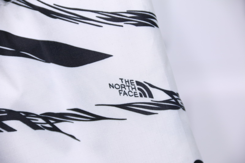 The North Face Zebra Logo Pattern Down Jacket 13 - www.kickbulk.co