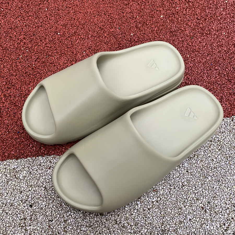 Adidas Yeezy Slide Light Mung Bean 1 - www.kickbulk.co