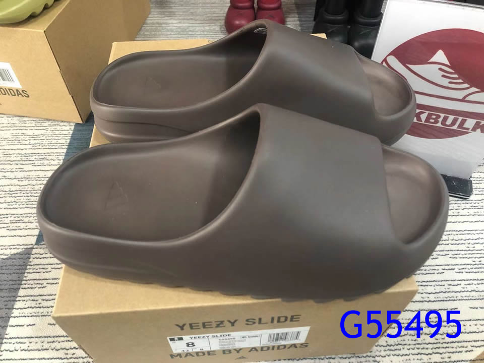 Yeezy Slide G55495 Soot 2 - www.kickbulk.co