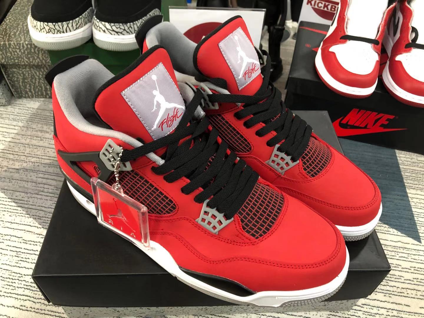 AIR JORDAN 4 RETRO 'TORO BRAVO' 308497603 Kickbulk Sneaker photos