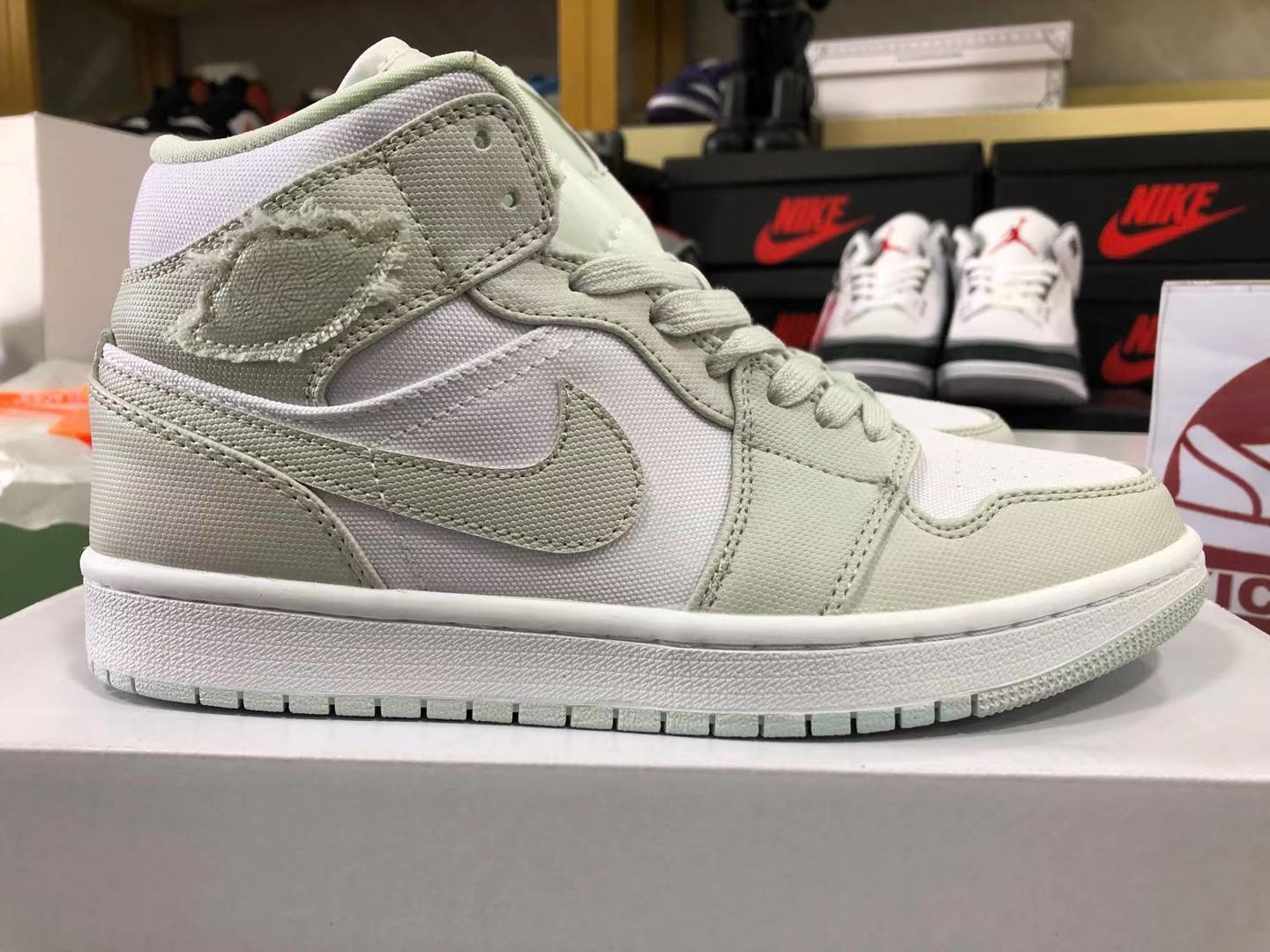 Air Jordan 1 Mid Spruce Aura (W) CV5280 