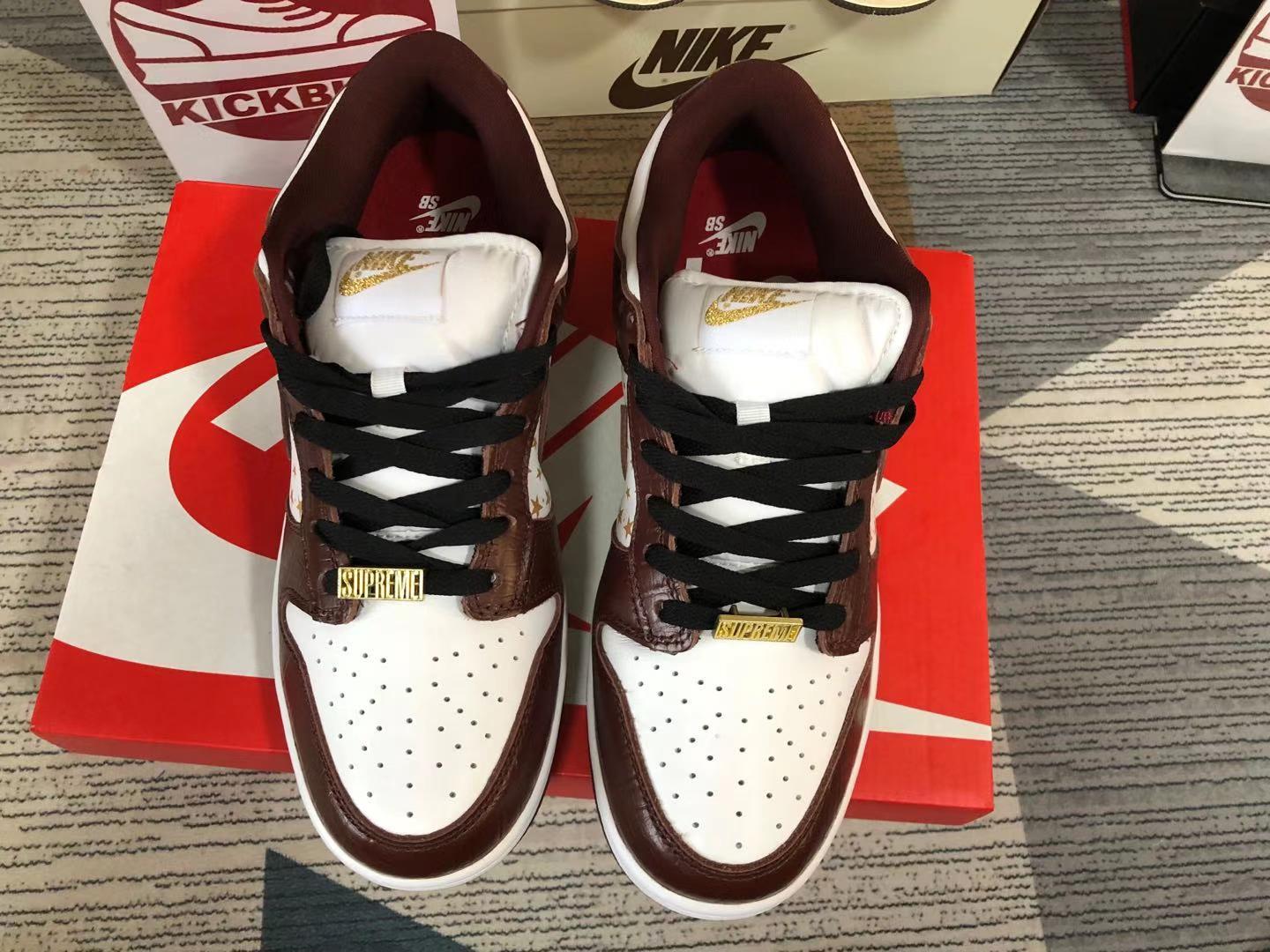lace nike dunks low reddit
