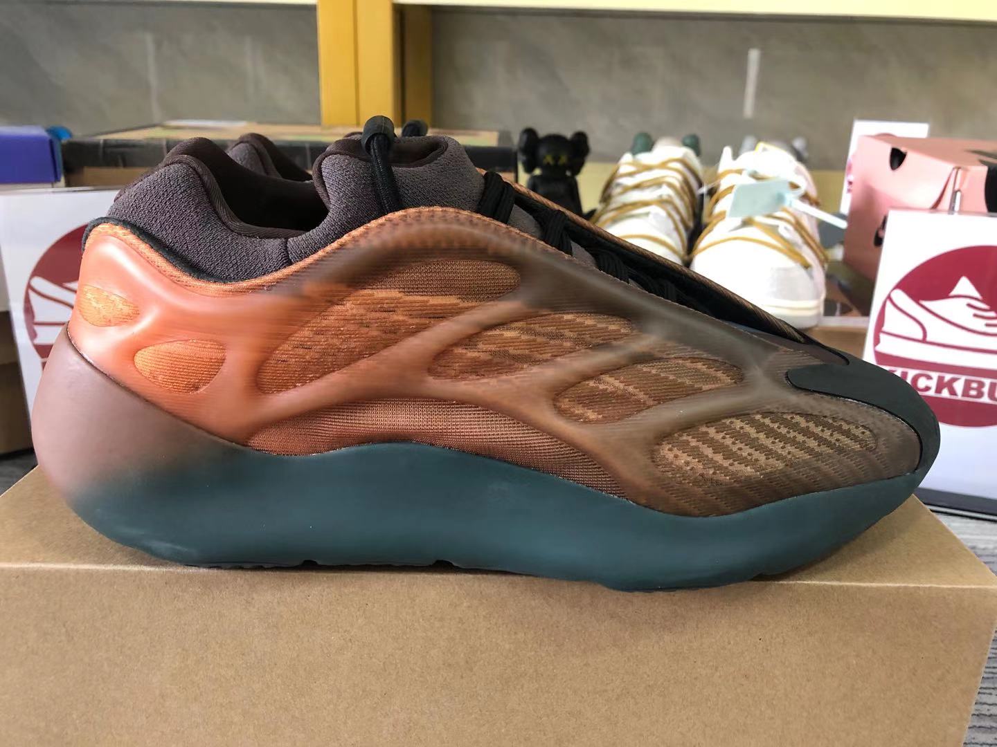 yeezy 700 v3 reddit