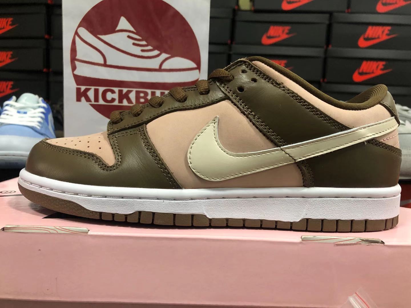nike dunk low stussy cherry