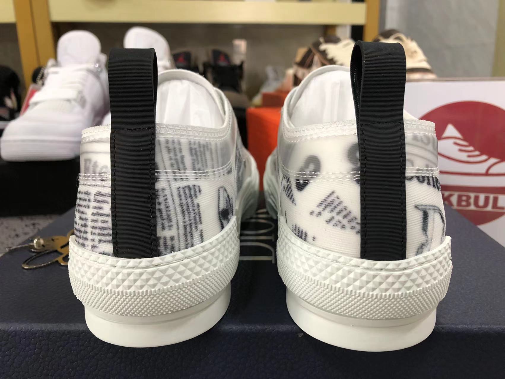 Dior Newspaper Low 3SN249YUO_H069 White Kickbulk Sneaker shoes custom